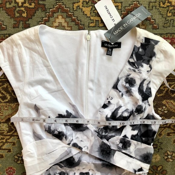 *NWT* White Floral-Print Surplice Neckline Cotton Dress - Made in Canada - XXS - Picture 13 of 16